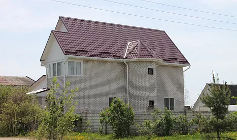 г.Рославль Ул. Твардовского 2 (RAL 3005)
