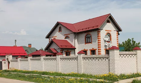 г.Рославль Ул. Северная 3 (RAL 3011)